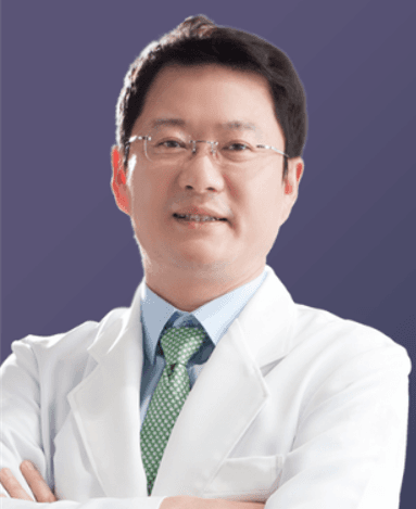 Portrait of Dr. Hakgyu Lee from Theme Dermatology's official doctor profile